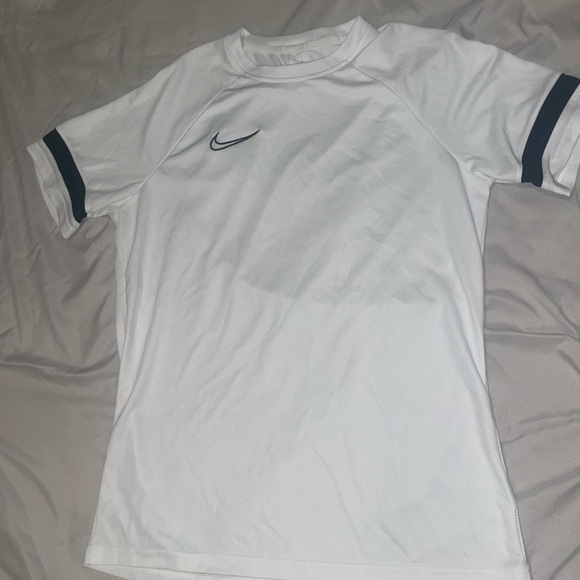 Nike dri fit shirt - Picture 1 of 3